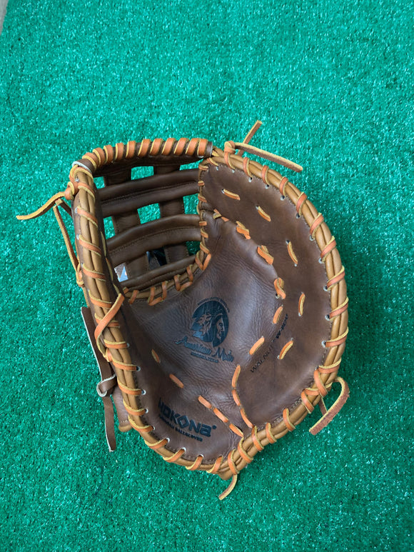 Nokona Walnut™ 13" Baseball 1st Base Mitt