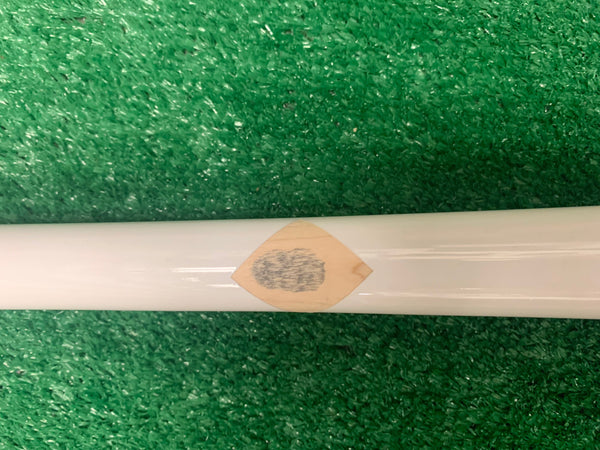Ink dot on the Märk Lumber Company Pro Limited Series BQ1 Wood Baseball Bat