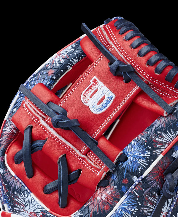 Close-up of the web on the Wilson Custom A2000 1975 Firework 11.75" Baseball Glove - GOTM July 2025