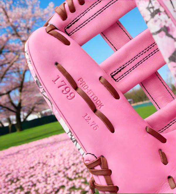 Close-up of the inside of the Wilson A2000 SC1777SS M.J. Melendez 12.75" Baseball Glove - GOTM September 2025