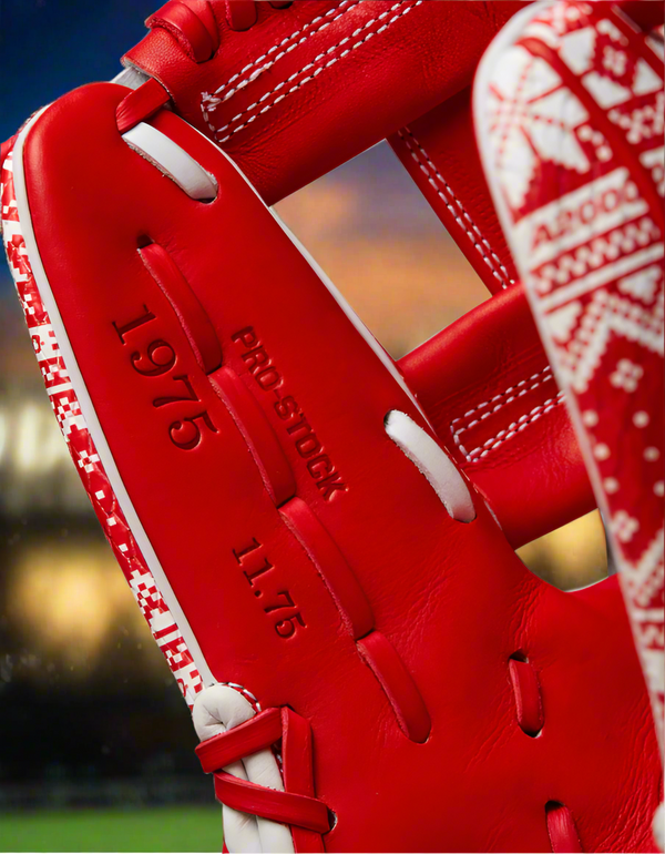 Close-up of the inside of the Wilson Custom A2000 1975SS 11.75" Baseball Glove - GOTM December 2024