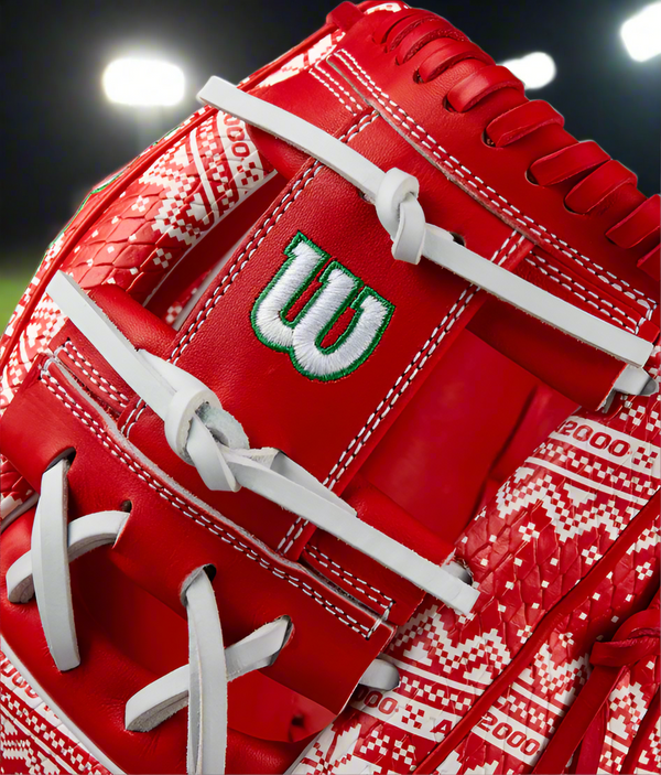 Close-up of the web on the Wilson Custom A2000 1975SS 11.75" Baseball Glove - GOTM December 2024