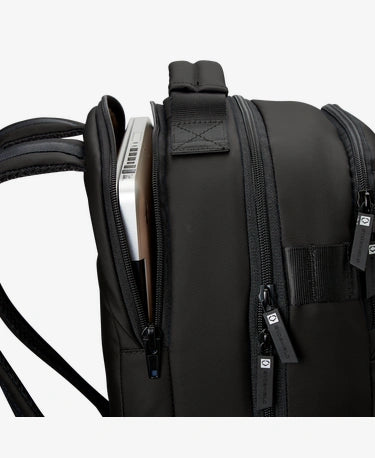 Side view of the laptop storage compartment on the Evoshield Exec Backpack