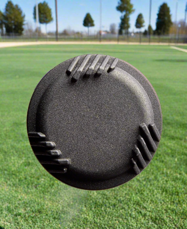 End cap on the 2026 DeMarini CF® FE -10 Fastpitch Bat