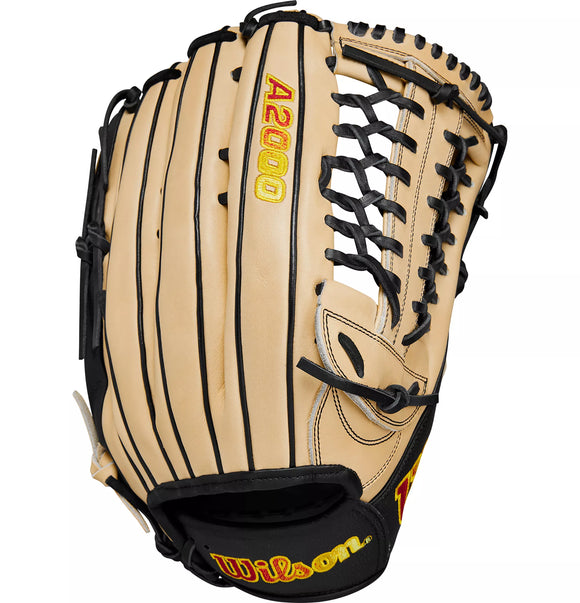 Wilson A2000 13.5" Slowpitch Softball Glove