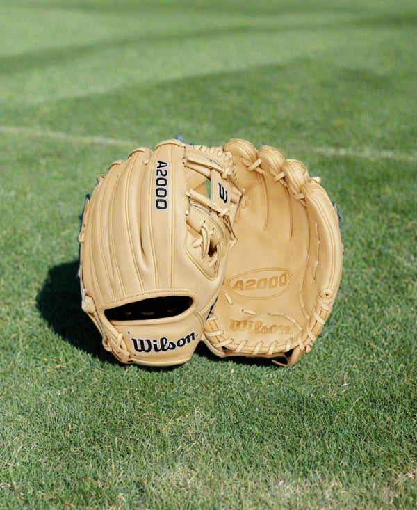 Wilson A2000® Baseball Classics 11.75" 1975 Baseball Glove