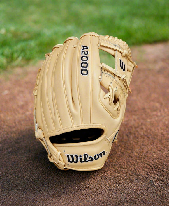 Wilson A2000® Baseball Classics 11.75" 1975 Baseball Glove