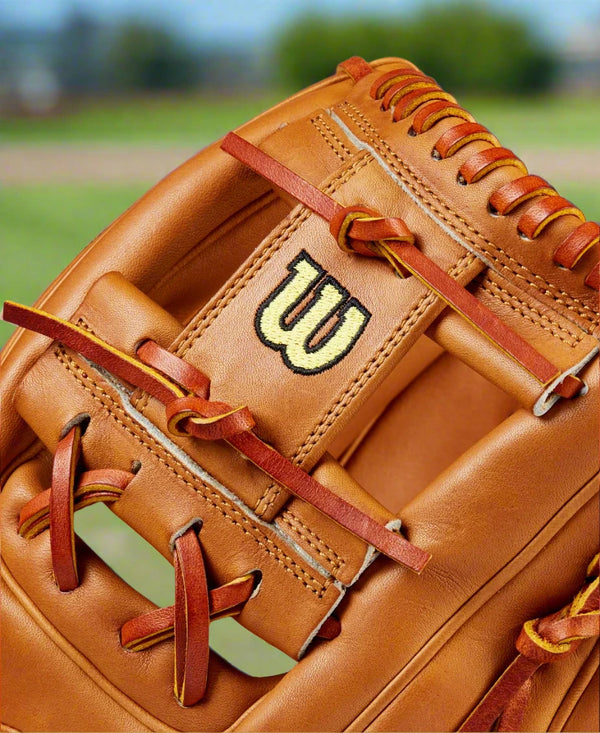 Close-up of the web on the Wilson A2000® Baseball Classics 11.75" 1975 Baseball Glove