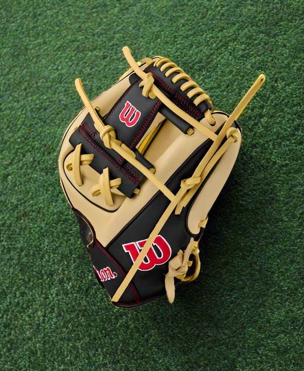 Wilson A900® PF115 Pedroia Fit™ 11.5" Baseball Glove