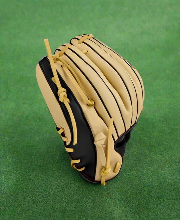 Wilson A900® PF115 Pedroia Fit™ 11.5" Baseball Glove