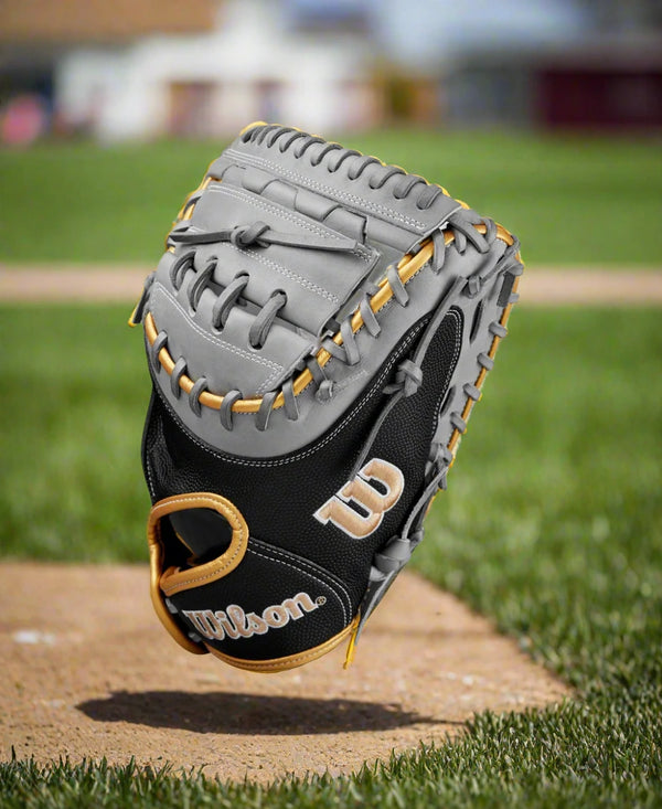 Wilson Spring 2025 A2000® FPCM23SS 34" Fastpitch Catcher's Mitt