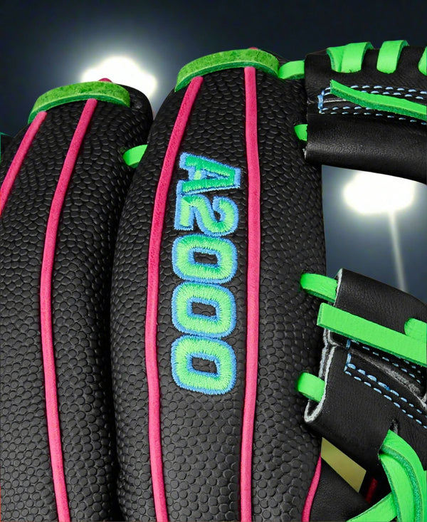 Close-up of the logo on the Wilson Summer 2025 A2000® 1786SS 11.5" Baseball Glove