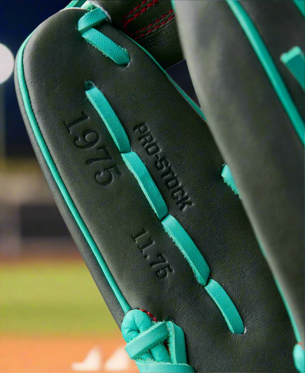 Close-up of the inside of the Wilson Summer 2025 A2000® 1975 11.75" Baseball Glove
