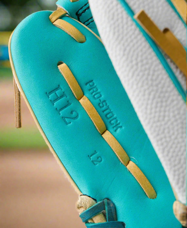 Close-up of the inside of the Wilson Summer 2025 A2000® H12SS 12" Fastpitch Glove