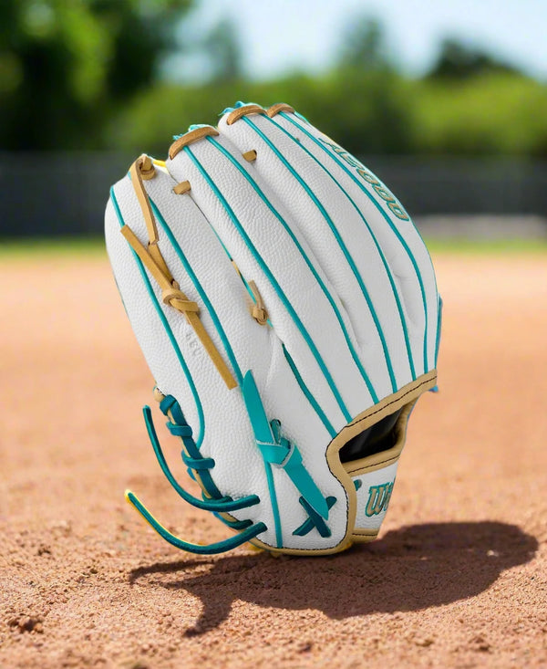 Wilson Summer 2025 A2000® H12SS 12" Fastpitch Glove