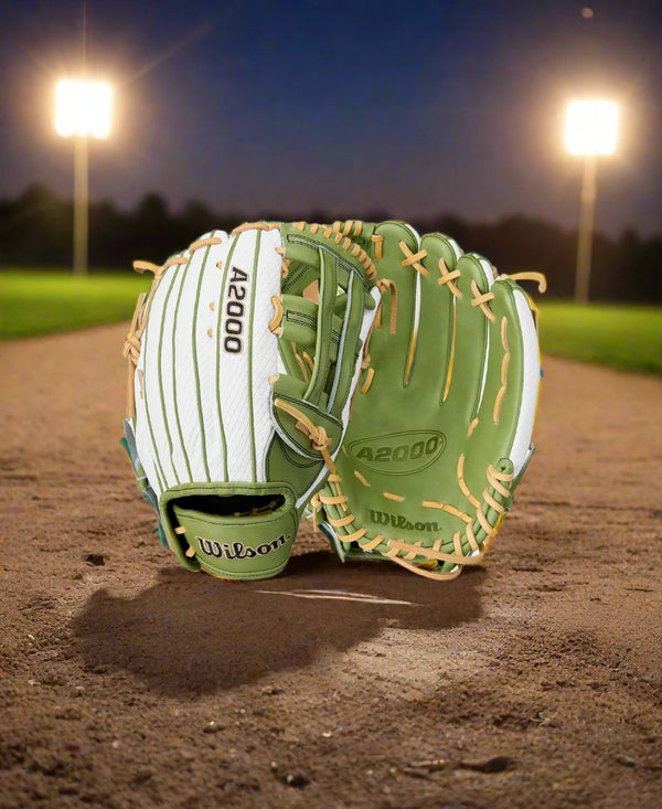 Wilson Summer 2025 A2000® HFP50SS 12.25" Fastpitch Gloves