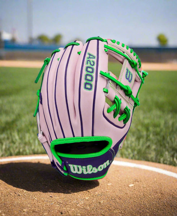 Wilson Fall 2025 A2000® 1786 11.5" Baseball Glove
