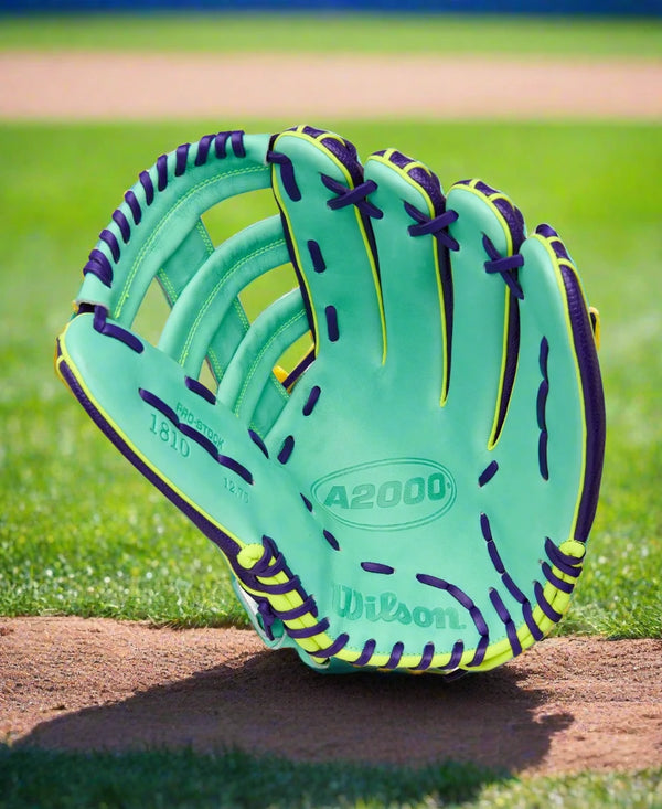 Wilson Fall 2025 A2000® 1810SS 12.75" Baseball Glove