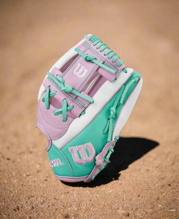 Wilson Fall 2025 A2000® FP1175SS 11.75" Fastpitch Glove