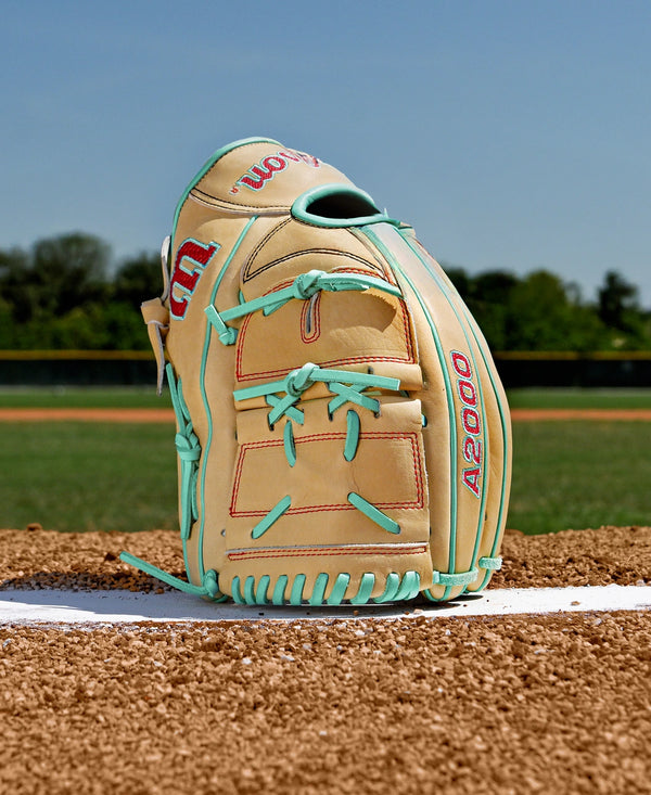 Wilson Fall 2025 A2000® B12 12" Baseball Glove