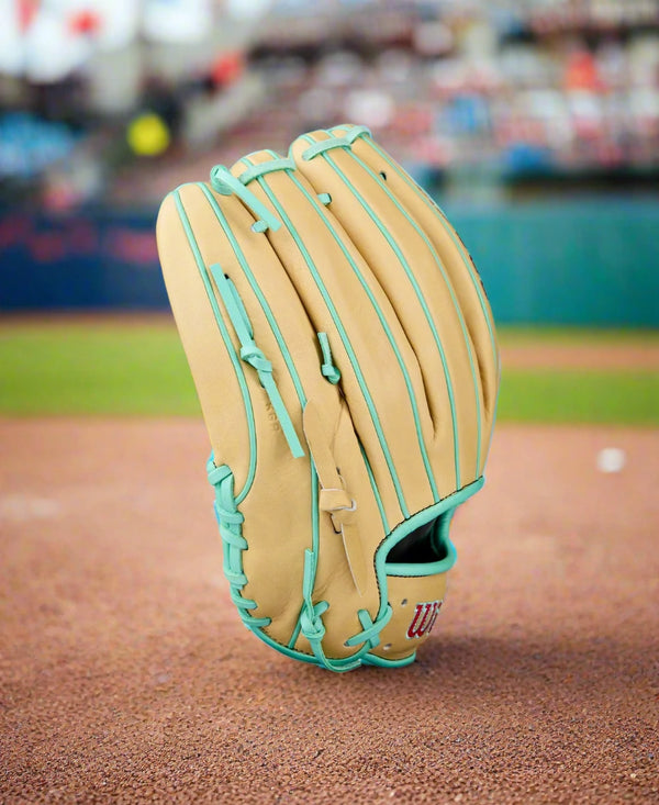 Wilson Fall 2025 A2000® B12 12" Baseball Glove