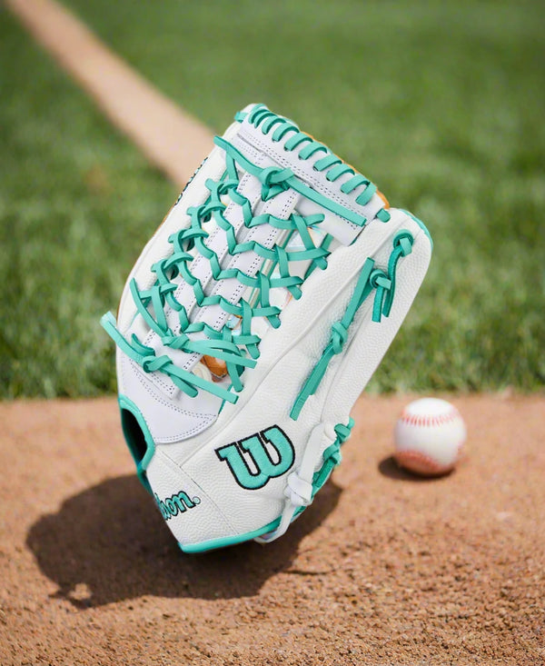 Wilson A1000® T125 12.5" Fastpitch Glove