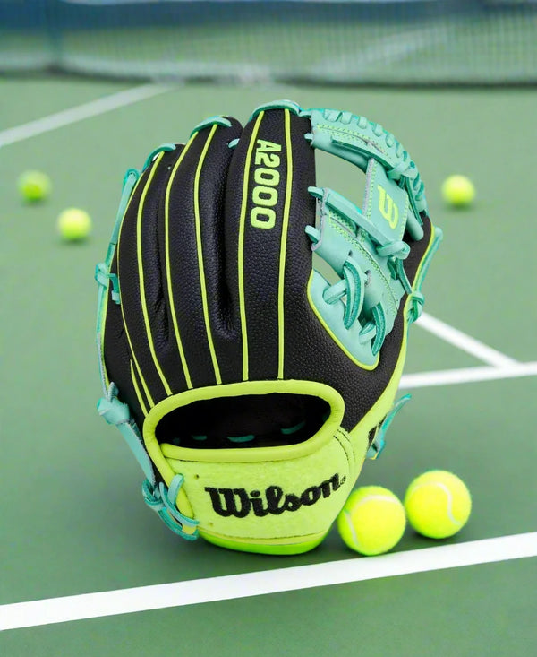 Wilson 2025 Tennis A2000® 1786SS 11.5" Baseball Glove