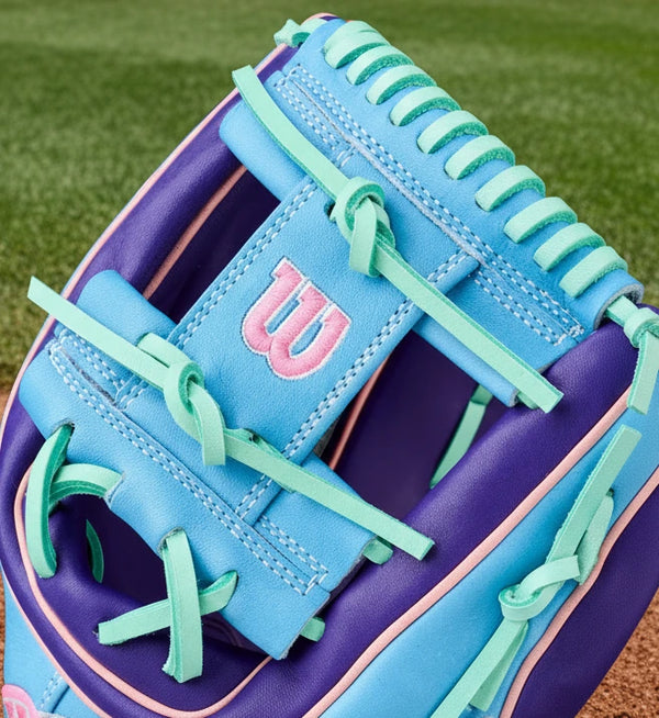 Close-up of the web on the Wilson A2K 1720 11.5" Baseball Glove - GOTM October 2025