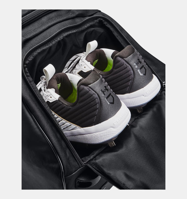 Shoe compartment on the Under Armour Wheeled Bag