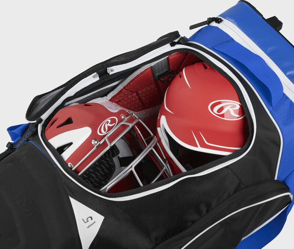 Main storage compartment on the Rawlings R1502 Wheeled Equipment Bag