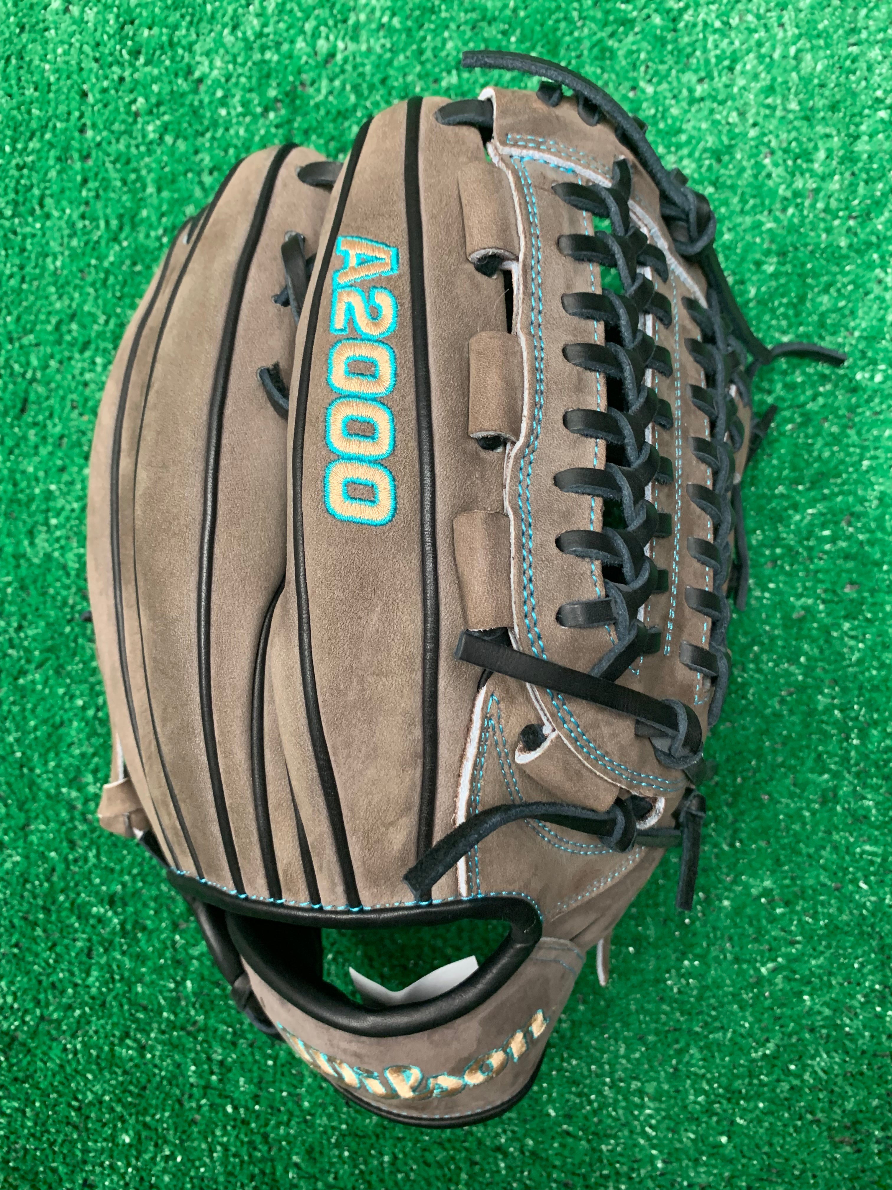 Wilson A2000 1786 11.5 July 2023 Glove of The Month Baseball Glove