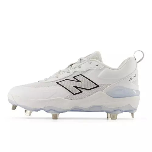 New Balance Fresh Foam Velo v5 Metal Softball Cleat - White/Metallic Silver