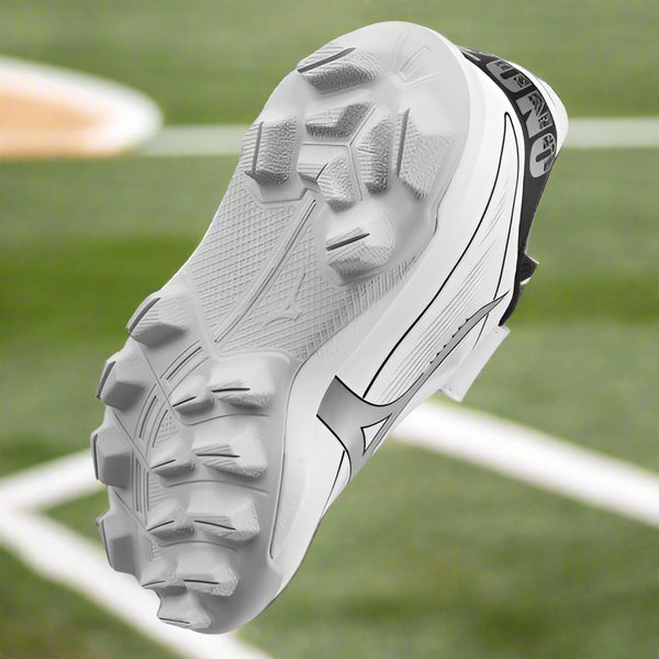 View of the cleats on the Mizuno Cushionrevo Diamond Youth Molded Baseball Cleat - White/Black