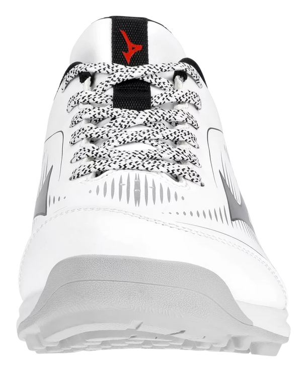 Front view of the Mizuno CushionRevo Diamond Turf Shoe