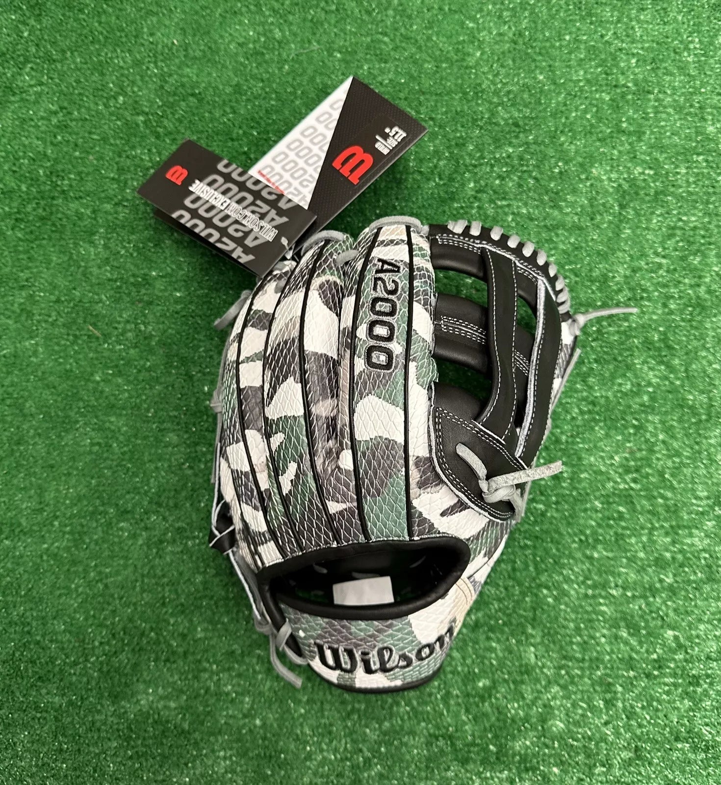 Wilson A2000 11.5 PP05 Custom Camo Texas Edition Baseball Glove –  TripleSSports