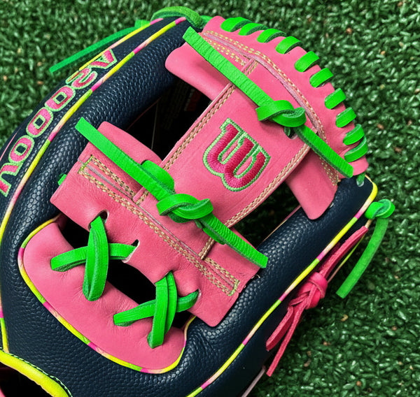 Close-up of the web on the Wilson A2000 1724 11.75" Baseball Glove - GOTM June 2026