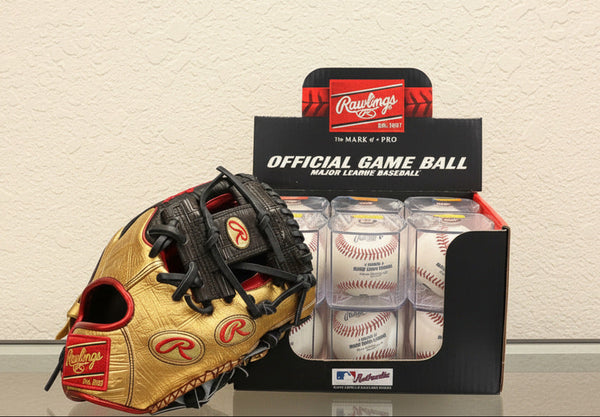 One dozen Rawlings MLB™ Baseballs in display cubes