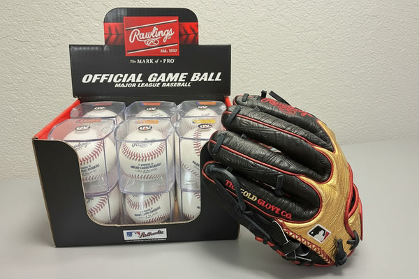 One dozen Rawlings MLB™ Baseballs in display cubes