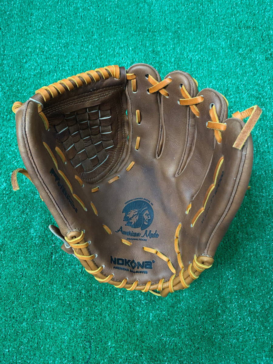 Nokona Walnut™ 13'' Classic Baseball/Softball Glove TripleSSports