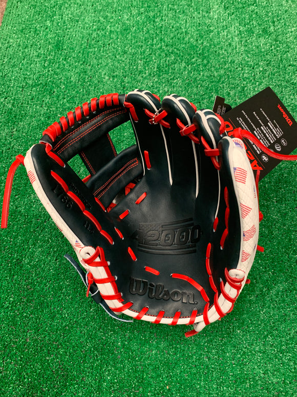 Wilson Custom A2000 1786 11.5" Baseball Glove - GOTM July 2023