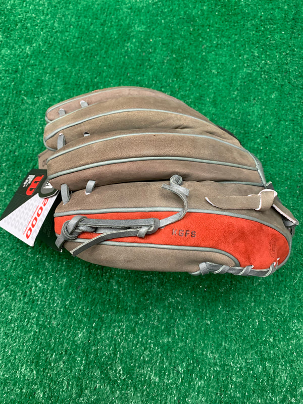 Wilson Custom A2000 PF88 11.25" Baseball Glove - GOTM December 2023