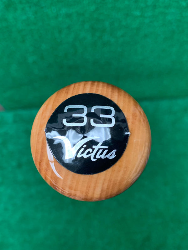 Knob of the Victus Dealer's Choice Pro Reserve JROD SHOW Maple Wood Baseball Bat