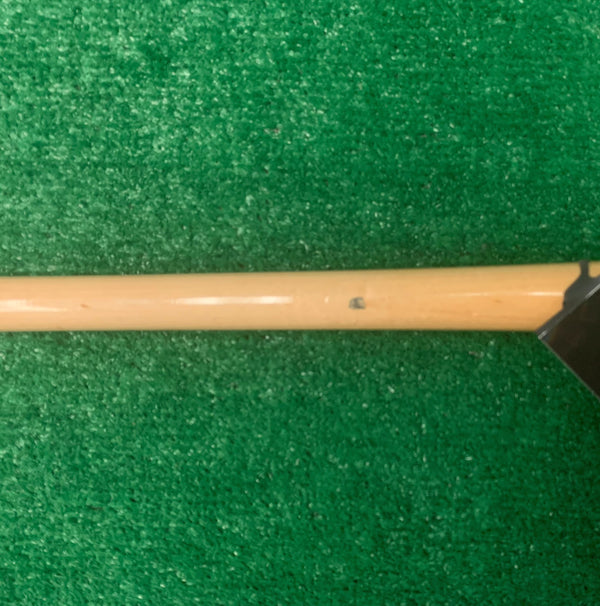 Ink dot of the Victus Pro Reserve EB12 Maple Wood Baseball Bat