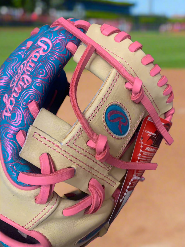 Close-up of the web on the Rawlings Full Custom Heart of the Hide PROR204W-2TEC Baseball Glove