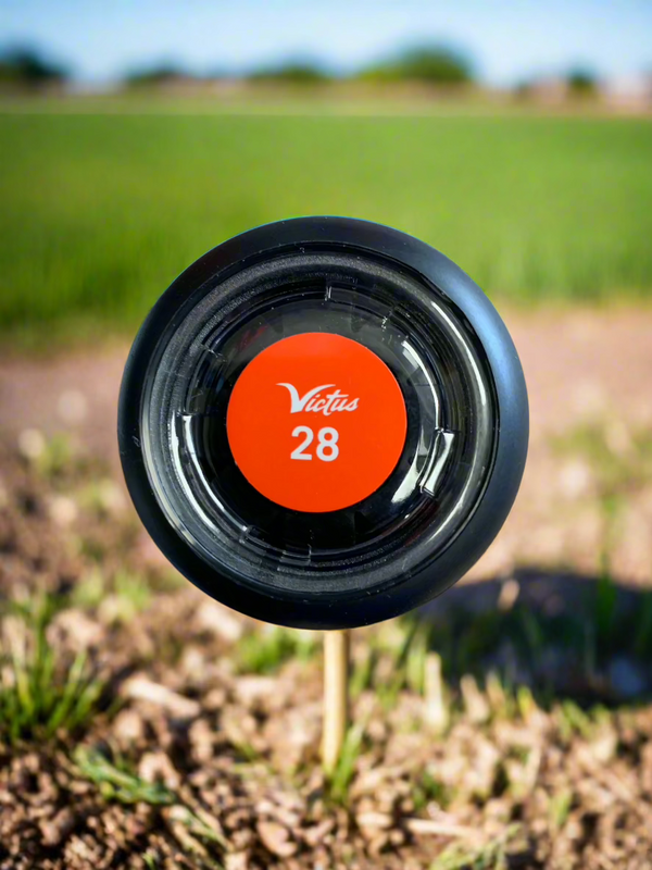 Close-up of the knob on the  Victus Vibe Crayon USA -10 Baseball Bat