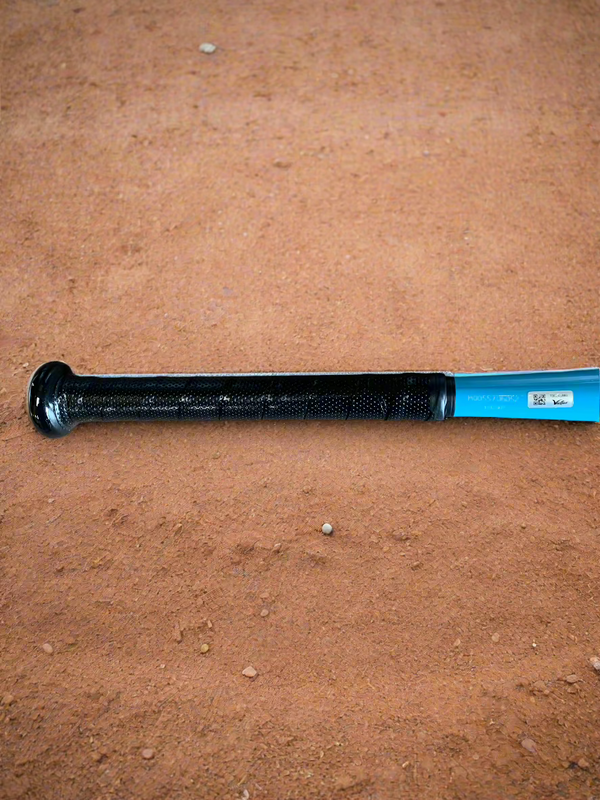 Close-up of the handle on the Victus Vibe Crayon USA -11 T-Ball Bat