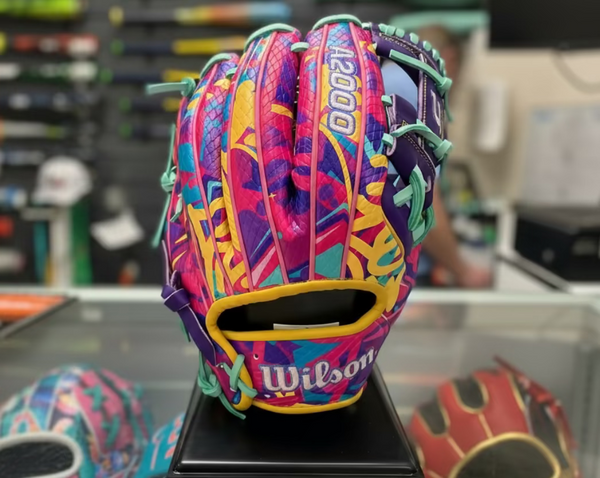 Wilson A2000 Graffiti 1786SS 11.5" Baseball Glove - GOTM January 2026