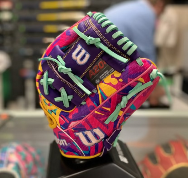 Wilson A2000 Graffiti 1786SS 11.5" Baseball Glove - GOTM January 2026