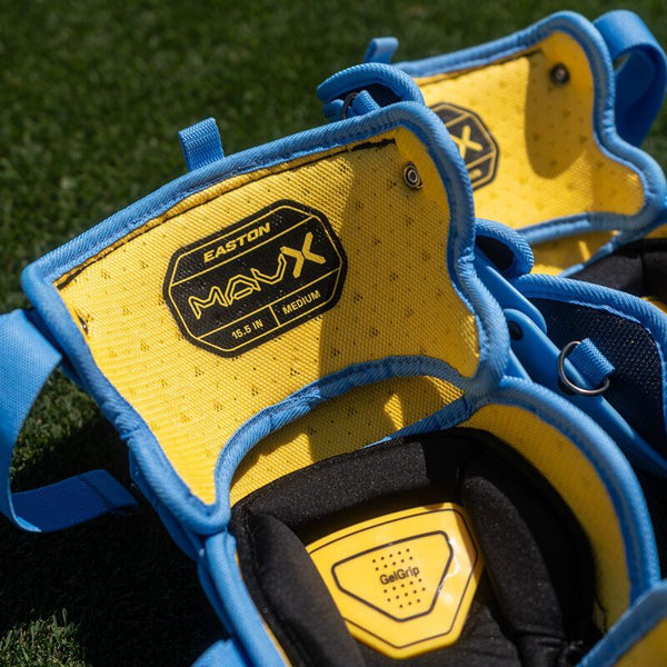 Rear view of the leg guards in the Easton MAV X Catchers Kit - Columbia/Navy