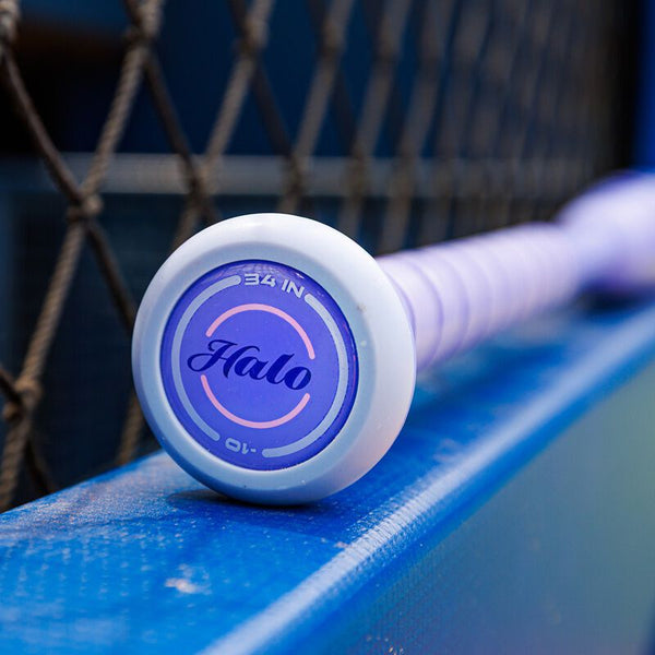 Close-up of the knob on the 2027 Rawlings Halo Fastpitch Bat